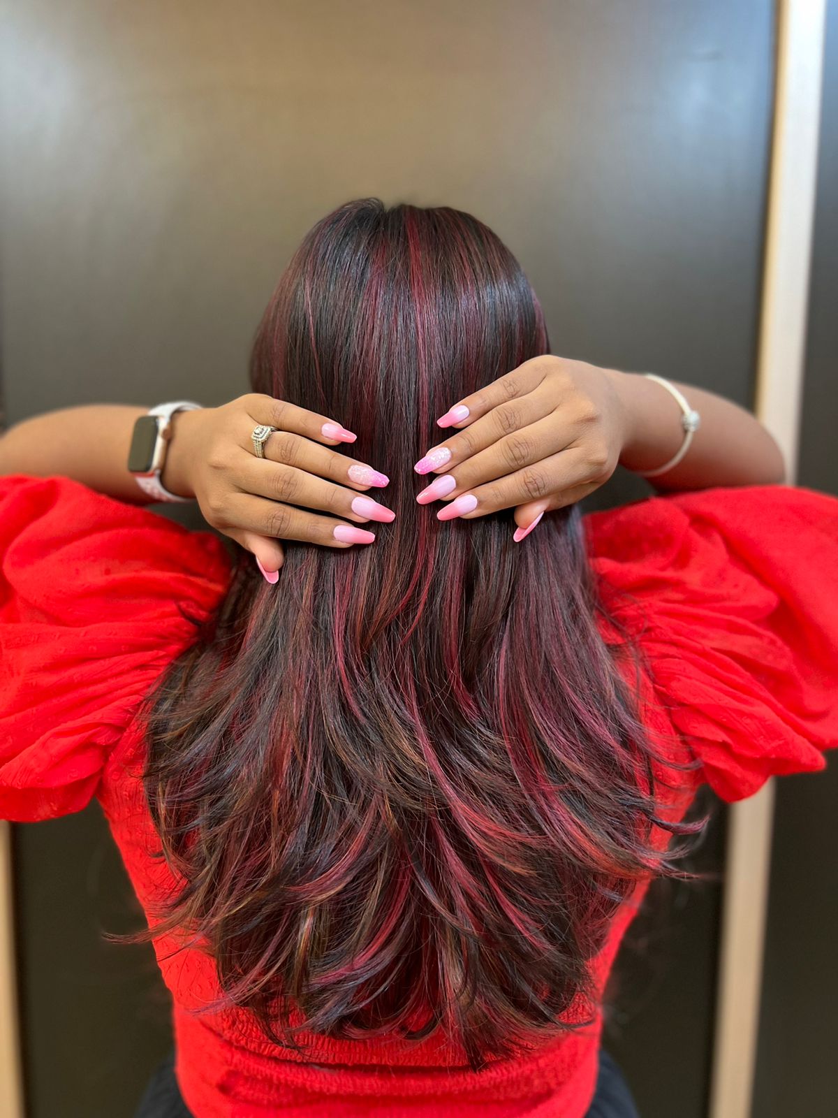 hair color and style